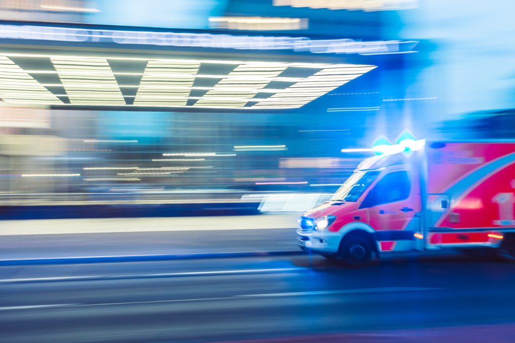 An ambulance making haste | Digital Marketing for hospitals | Digital Arise
